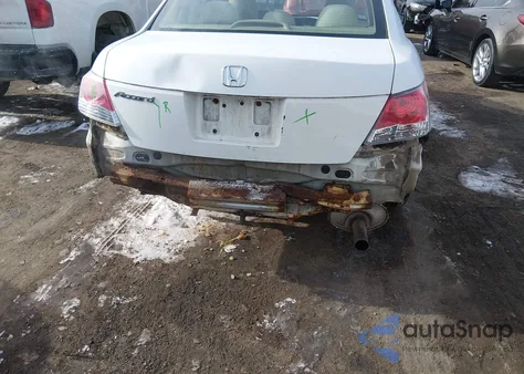 2009 Honda Accord 2.4 Lx z USA, uszkodzony, nr VIN 1HGCP26369A173343